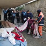 Çöp evden 2 kamyon atık çıktı