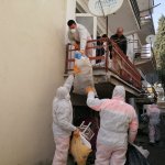 Çöp evden 2 kamyon atık çıktı