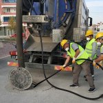 Kanalizasyon hatları rutin olarak temizleniyor