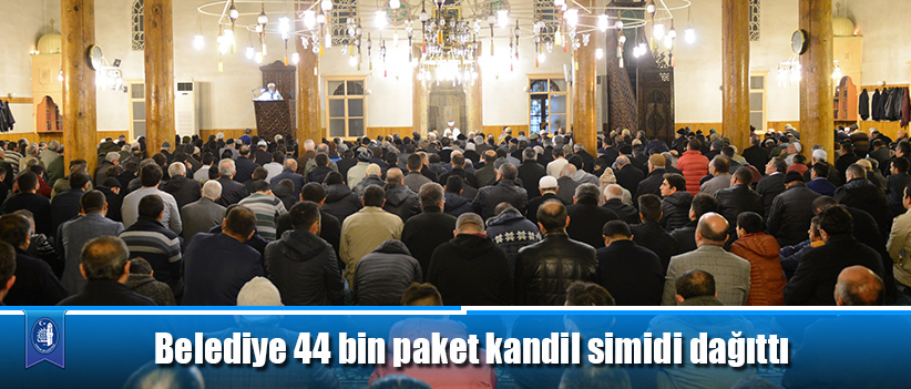 Belediye 44 bin paket kandil simidi dağıttı