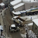 Şehir içerisinde toplanan karlar Çomar Barajı’na taşınıyor