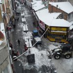 Şehir içerisinde toplanan karlar Çomar Barajı’na taşınıyor