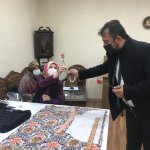 Belediyemizden kadınlara karanfil