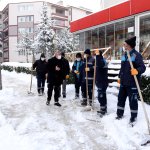 Belediyemizden aralıksız karla mücadele çalışması