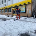 40 araç ve 200 personelle karla mücadele