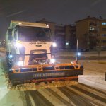 Belediyemizden aralıksız karla mücadele çalışması