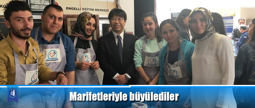 Marifetleriyle büyülediler