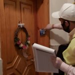 Belediyemiz, maskeleri vatandaşların ayağına götürüyor