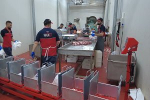 Vatandaşın Tercihi Halk Et Kombinası Oldu