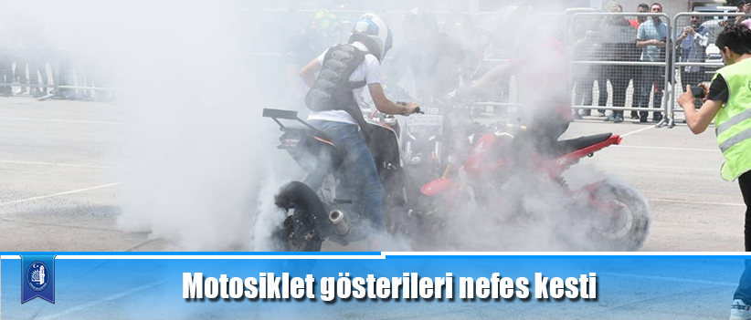 Motosiklet gösterileri nefes kesti