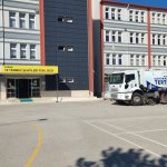 Belediyemiz okul bahçelerinde temizlik ve bakım çalışması yaptı