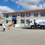 Belediyemiz okul bahçelerinde temizlik ve bakım çalışması yaptı