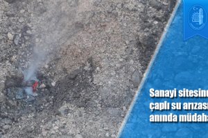 Sanayi sitesindeki küçük çaplı su arızasına belediye anında müdahale etti