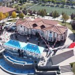 Millet Kıraathanesinin Açılışını Gençler Yaptı