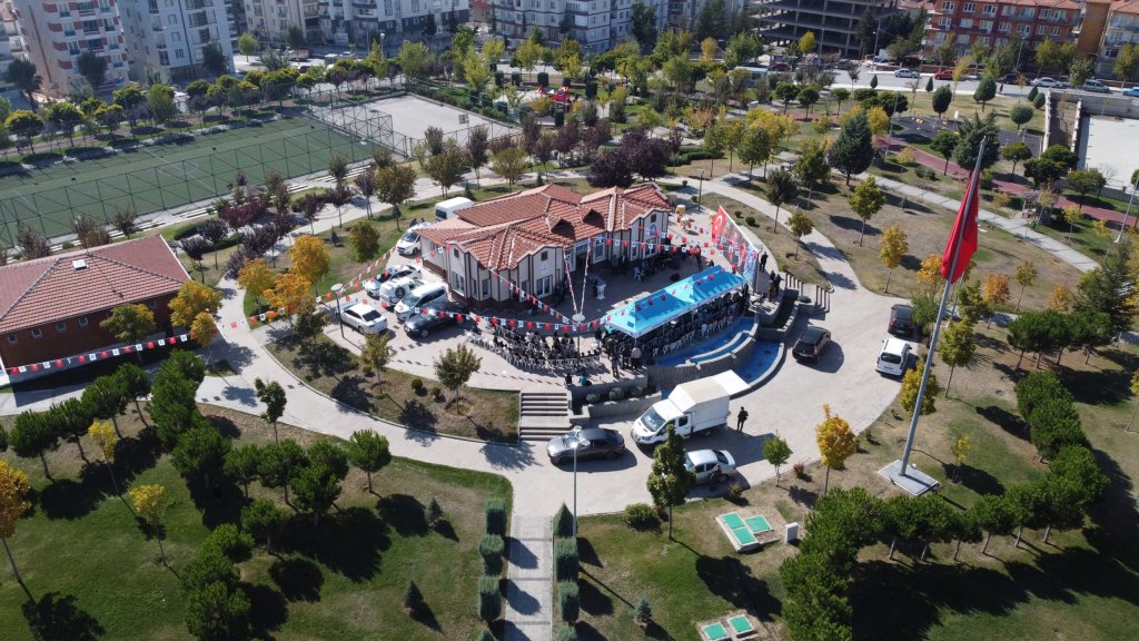 Millet Kıraathanesi’nde kitap okuma grubu oluşturuluyor