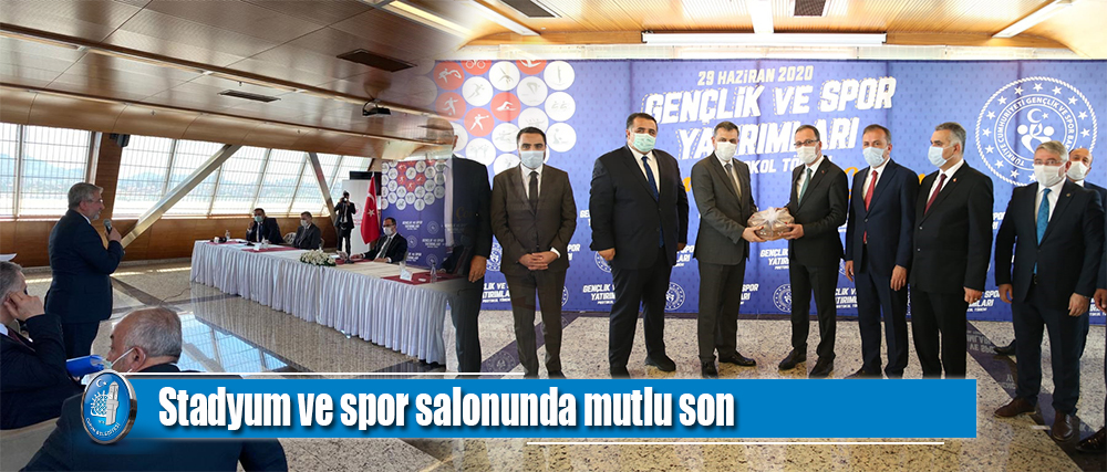 Bakan Kasapoğlu, stadyumun devrinde Çorum’a müjde yağdırdı