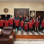 Talihliler formalarına kavuştu