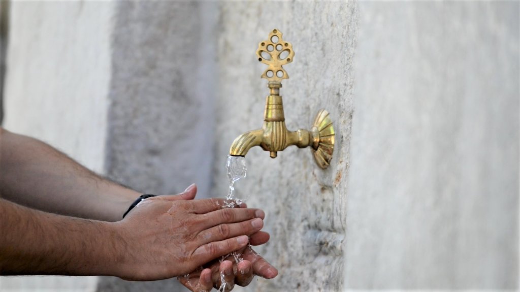 O çeşmelerden sular yeniden akmaya başladı