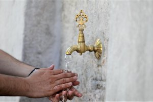 O çeşmelerden sular yeniden akmaya başladı