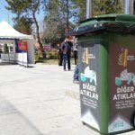 Belediyemiz, maske ve eldivenler için atık kutuları hazırladı