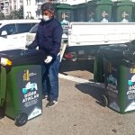 Belediyemiz, maske ve eldivenler için atık kutuları hazırladı