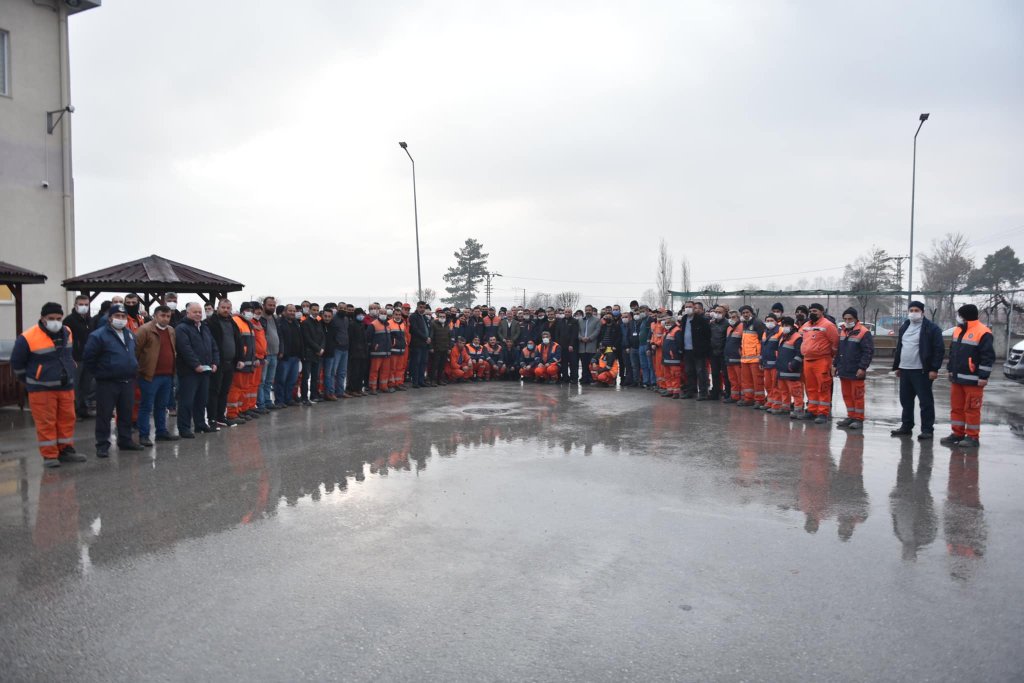 Başkan Aşgın’dan “temizliğin kahramanlarına” ziyaret