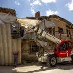 Belediye 222 adet metruk binanın yıkımını gerçekleştirdi