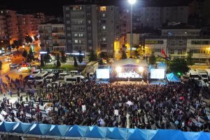 Kadeş Meydanı’nda Uğur Işılak Rüzgarı