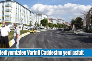 Belediyemizden Varinli Caddesine yeni asfalt