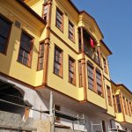 Asırlık han, ayağa kalkıyor