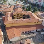 Asırlık han, ayağa kalkıyor