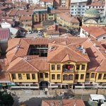 Asırlık han, ayağa kalkıyor