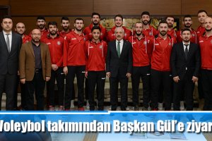 Voleybol takımından Başkan Gül’e ziyaret