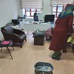 Belediye hizmet binasında yoğun temizlik çalışması