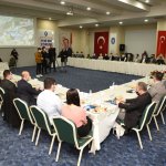 Başkan Aşgın, bu seferde gençlerle bir araya geldi