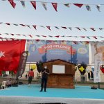 Belediyemiz, iki farklı programda çocuklara 500 fidan dağıttı