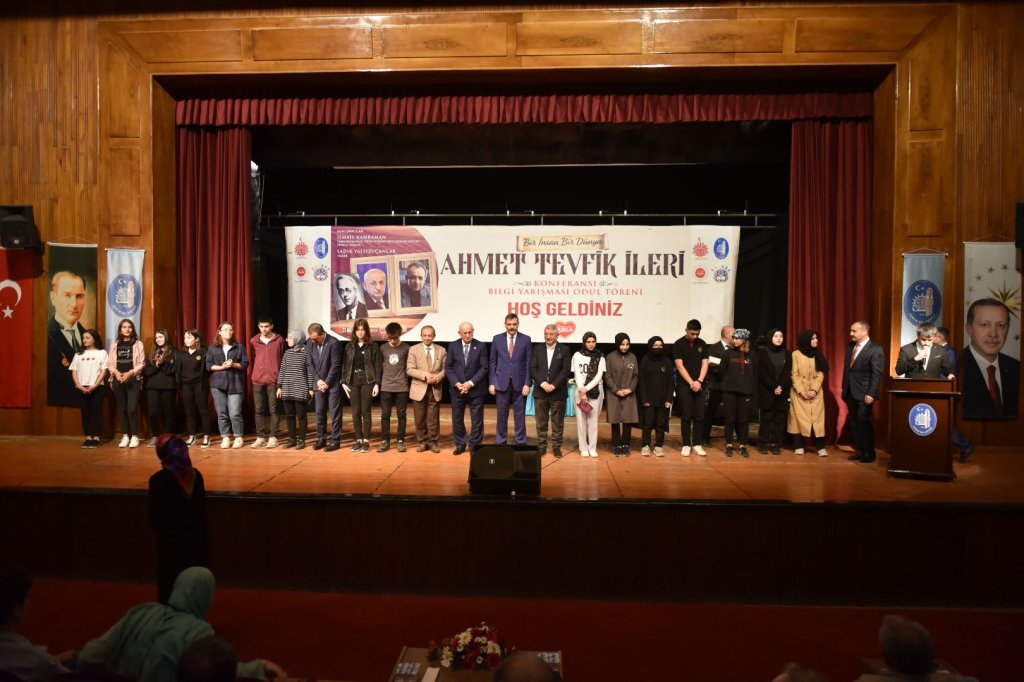 “Bir İnsan Bir Dünya, Ahmet Tevfik İleri” Konferansı Düzenlendi