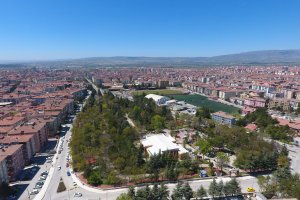 Yunus Emre Parkı’nda bulunan kafeterya kiraya verilecek