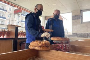 Zabıtadan pide ve gramaj denetimi