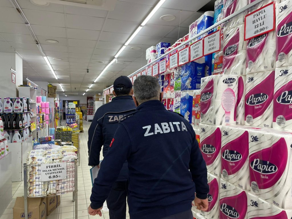 Zabıta’dan marketlerde fiyat denetimi