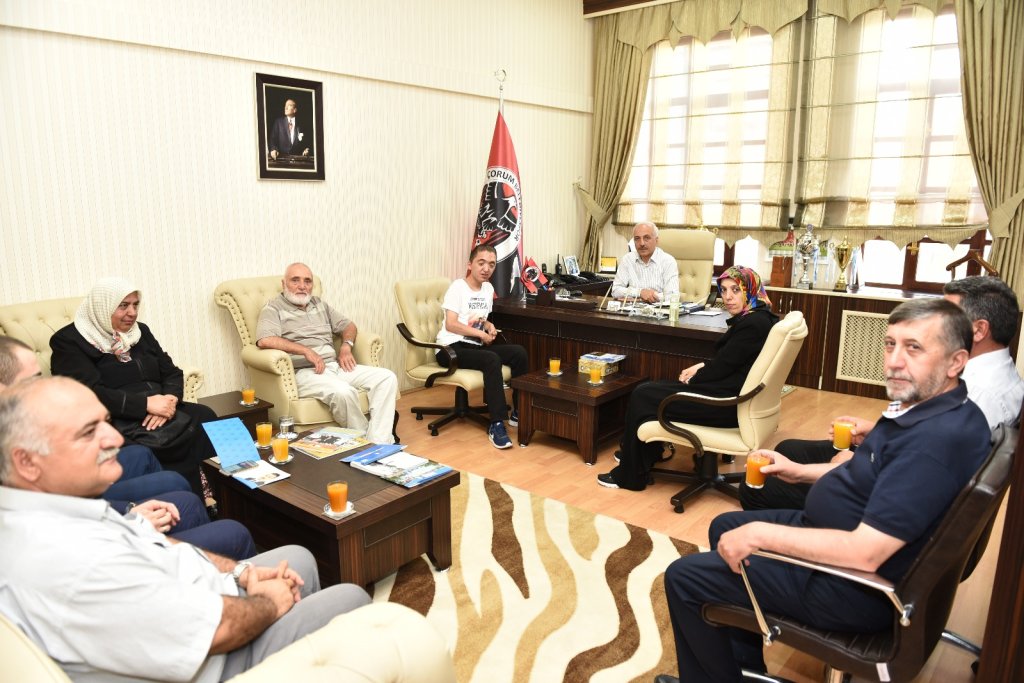 Solak’ın ailesinden Belediyemize ziyaret