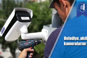 Belediye, akıllı kavşak kameralarını yeniliyor