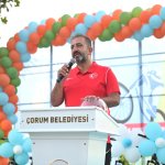 Yüzlerce bisiklet sever sağlıklı yaşam için pedal çevirdi