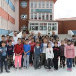 Başkan Gül’e çocuklardan sevgi seli