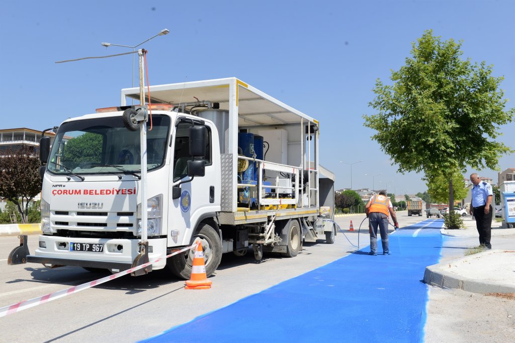 Belediye’den bisiklet yolu
