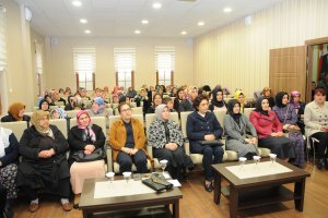 Ceritoğlu ve Külcü, Akkent KKSM’de kadınlarla buluştu