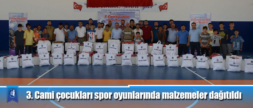 3. Cami çocukları spor oyunlarında malzemeler dağıtıldı