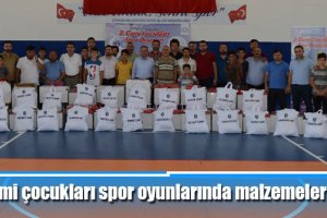 3. Cami çocukları spor oyunlarında malzemeler dağıtıldı