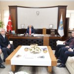 Güreş Federasyonu ve Belediye Başkanlarından Gül’e hayırlı olsun ziyareti