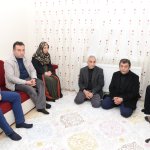 Gül ile Karadağ’dan şehit ailesini ziyaret